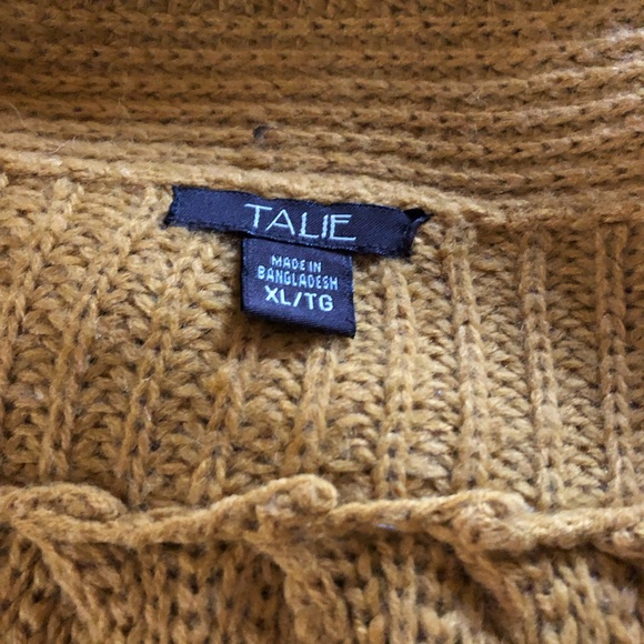 Vest 100% acrylic - Picture 2 of 3